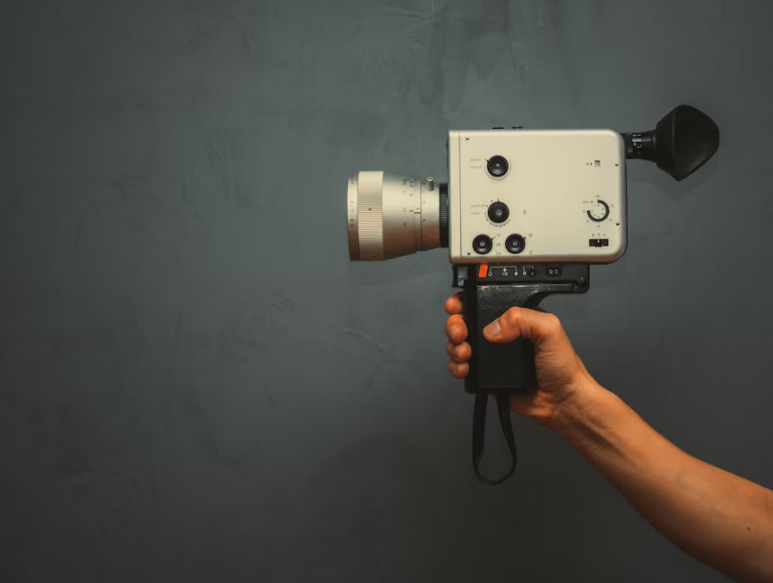 Film Is the Texture of Time: The 2026 Super 8mm Camera Guide